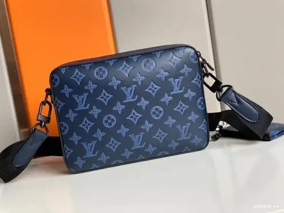 WIS VUITTON LOUIS DUO MESSENGER 0528